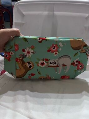 NGIL Sloth Floral Cosmetic Bag Makeup Travel Toiletry Case NWT Mint Blue Cute